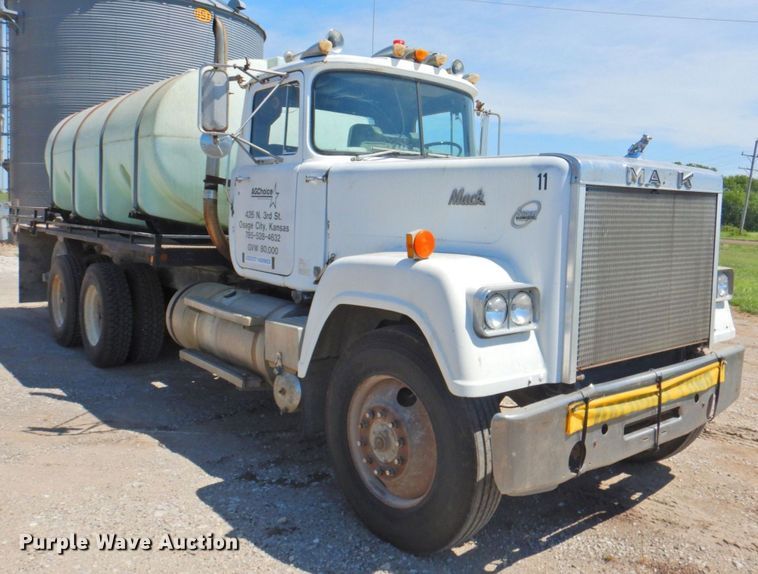 image for item DP4668 1981 Mack RWS786LS  flatbed truck with tank
