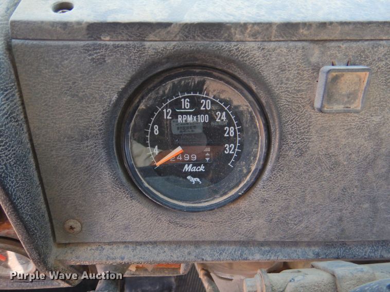 image for item DP4668 1981 Mack RWS786LS  flatbed truck with tank