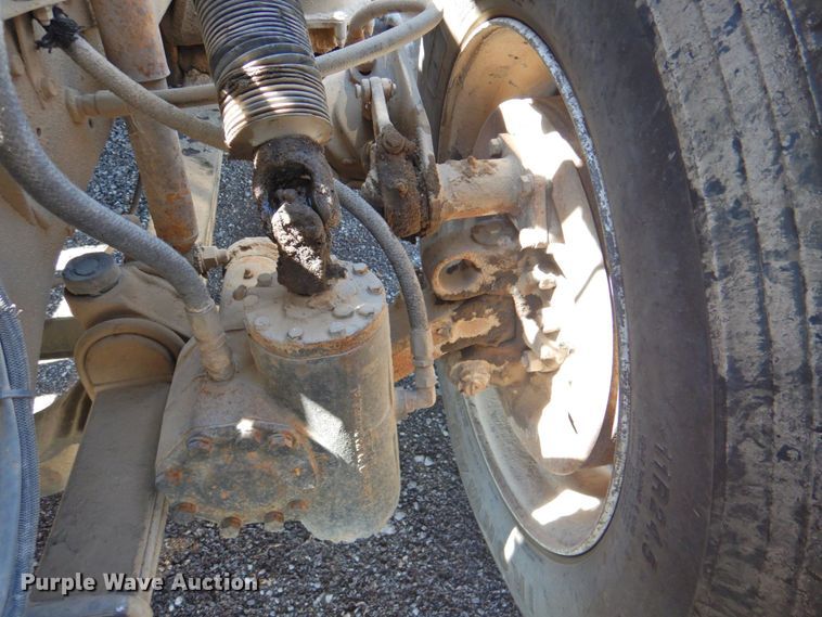 image for item DP4668 1981 Mack RWS786LS  flatbed truck with tank