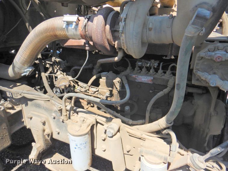 image for item DP4668 1981 Mack RWS786LS  flatbed truck with tank