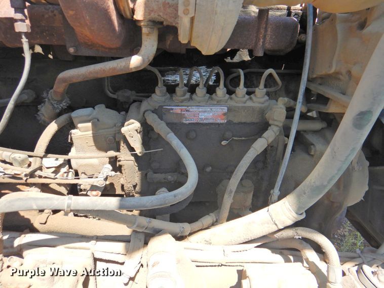 image for item DP4668 1981 Mack RWS786LS  flatbed truck with tank