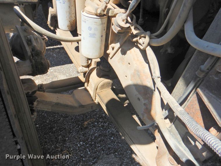 image for item DP4668 1981 Mack RWS786LS  flatbed truck with tank