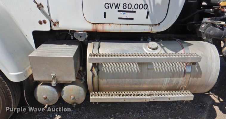 image for item DP4668 1981 Mack RWS786LS  flatbed truck with tank