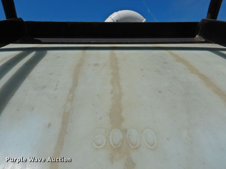 image for item DP4668 1981 Mack RWS786LS  flatbed truck with tank