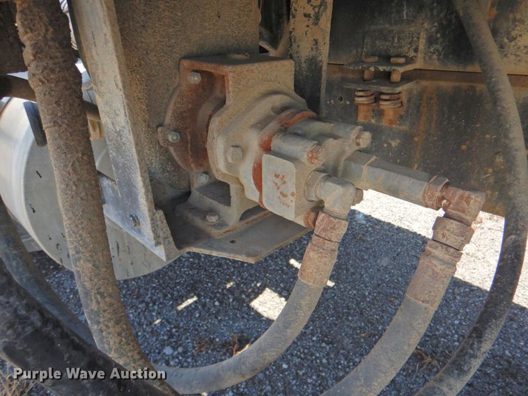 image for item DP4668 1981 Mack RWS786LS  flatbed truck with tank