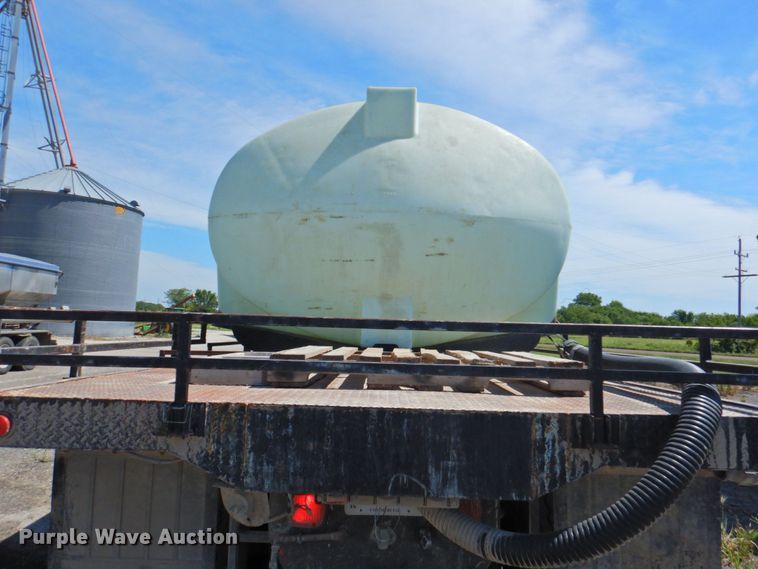 image for item DP4668 1981 Mack RWS786LS  flatbed truck with tank