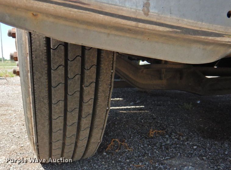 image for item DP4668 1981 Mack RWS786LS  flatbed truck with tank