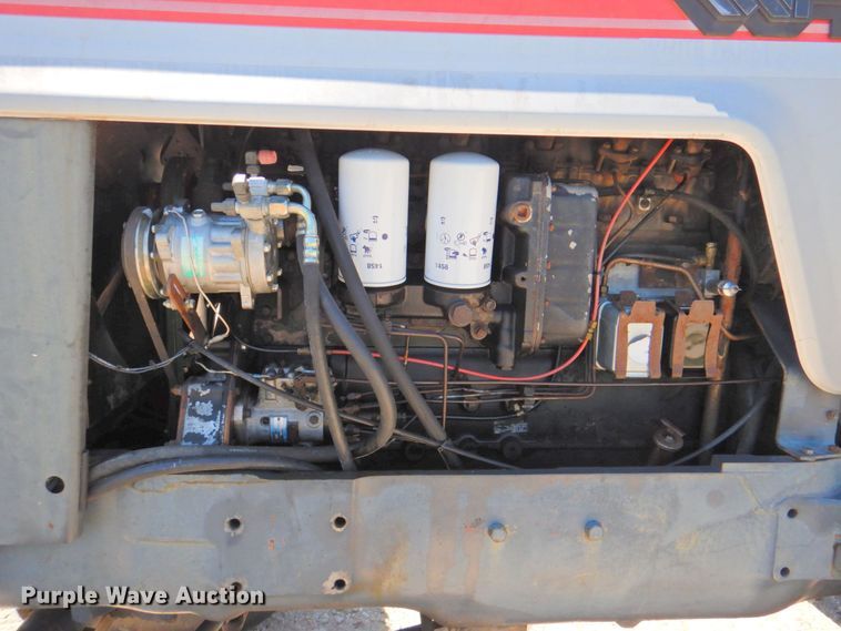 image for item DP4698 1982 White 2-135  tractor