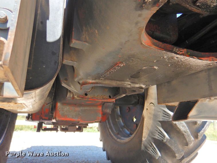 image for item DP4698 1982 White 2-135  tractor