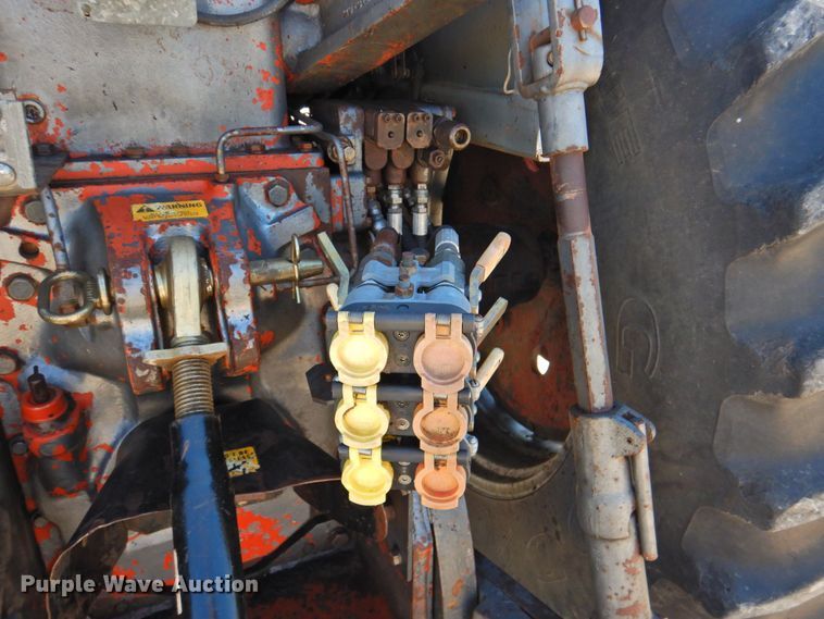 image for item DP4698 1982 White 2-135  tractor