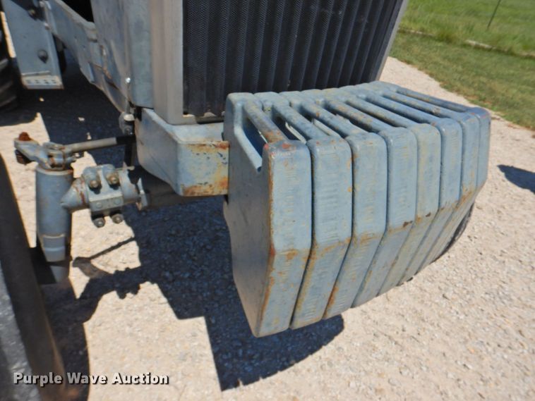 image for item DP4698 1982 White 2-135  tractor