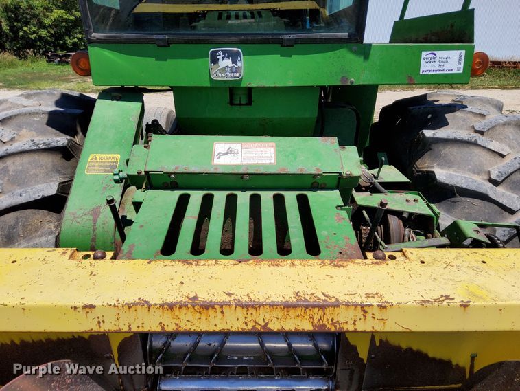 image for item DR0921 1991 John Deere 5830  forage harvester