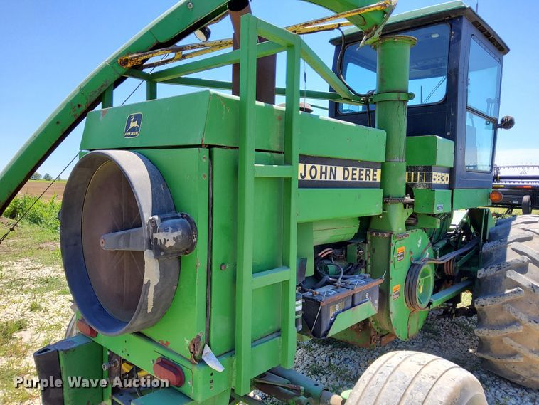 image for item DR0921 1991 John Deere 5830  forage harvester