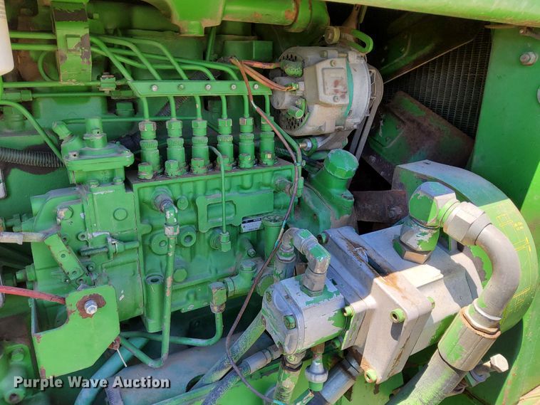 image for item DR0921 1991 John Deere 5830  forage harvester