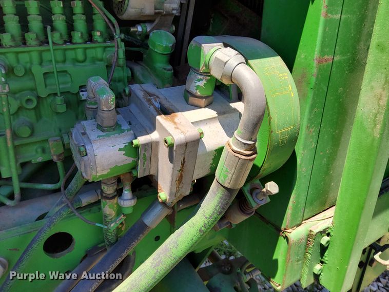 image for item DR0921 1991 John Deere 5830  forage harvester