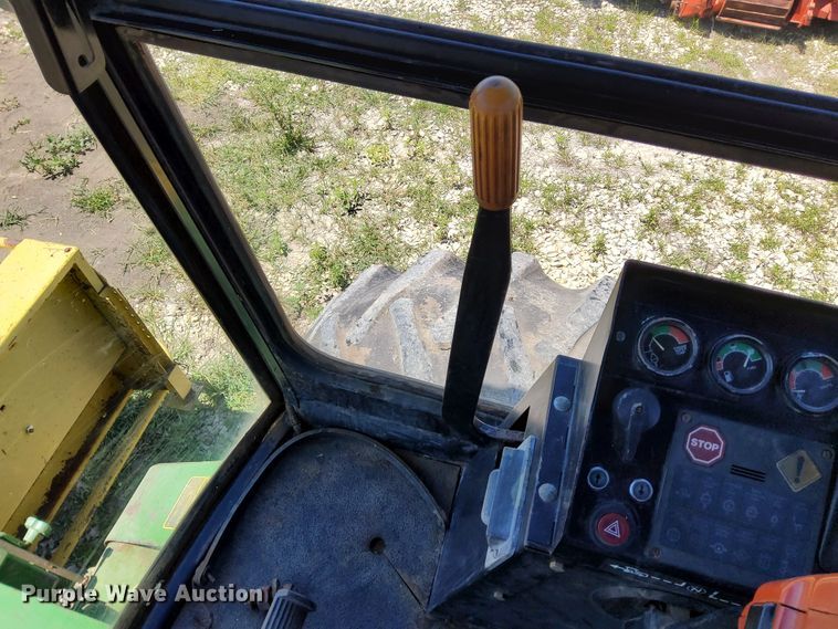 image for item DR0921 1991 John Deere 5830  forage harvester