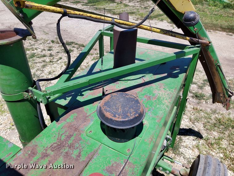 image for item DR0921 1991 John Deere 5830  forage harvester