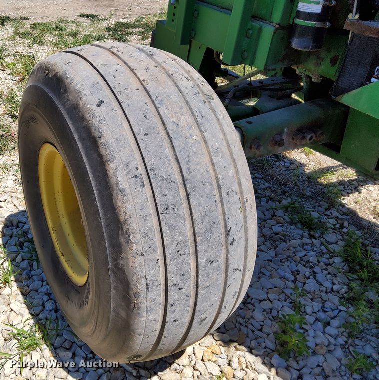 image for item DR0921 1991 John Deere 5830  forage harvester