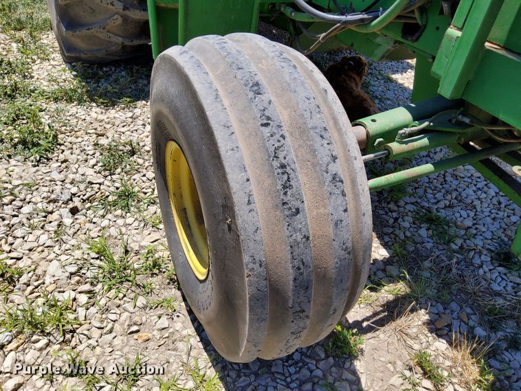 image for item DR0921 1991 John Deere 5830  forage harvester