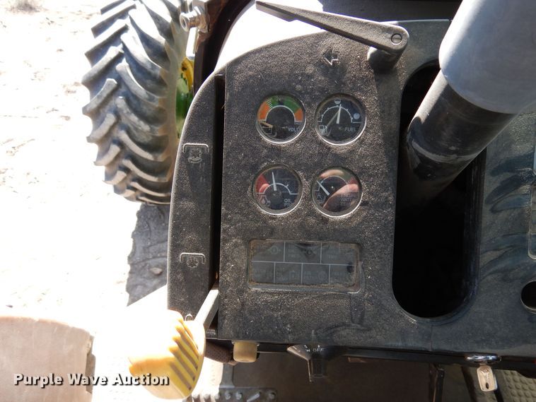 image for item DR1255 1985 John Deere 4850  MFWD tractor