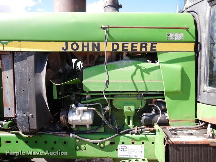 image for item DR1255 1985 John Deere 4850  MFWD tractor