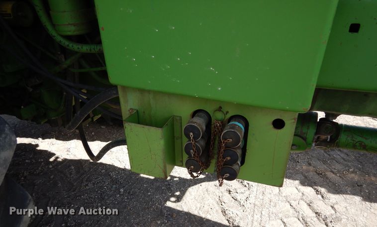 image for item DR1255 1985 John Deere 4850  MFWD tractor