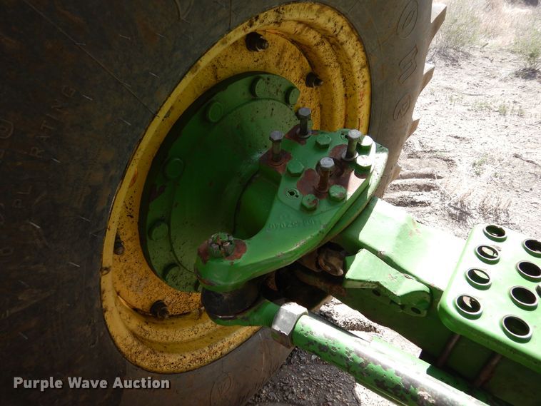 image for item DR1255 1985 John Deere 4850  MFWD tractor