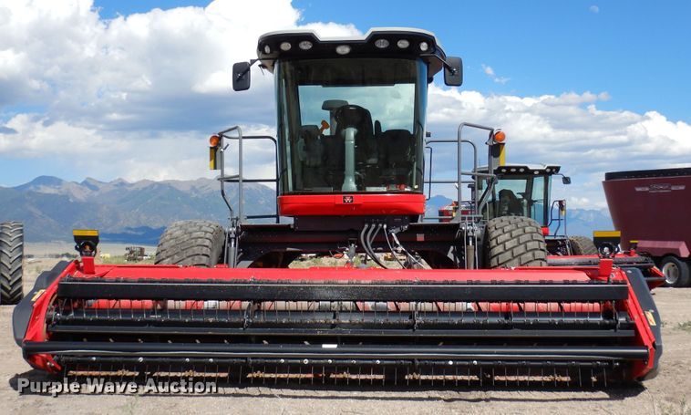 image for item DR1256 2016 Massey Ferguson WR9840  windrower