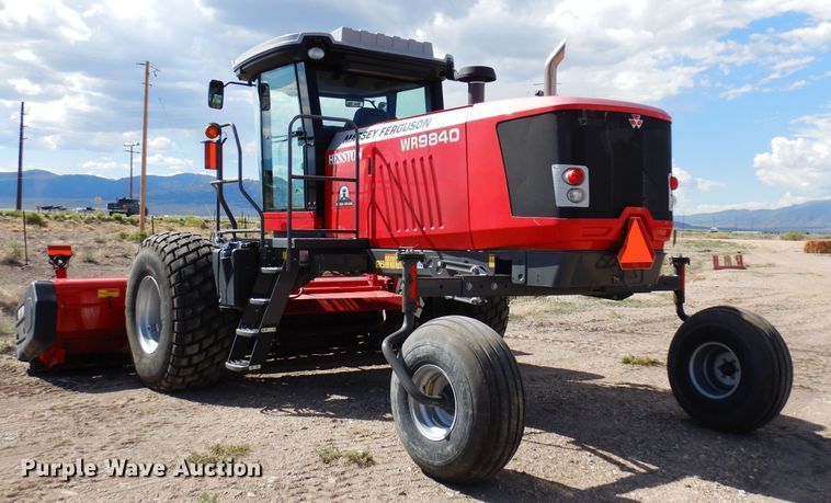 image for item DR1256 2016 Massey Ferguson WR9840  windrower