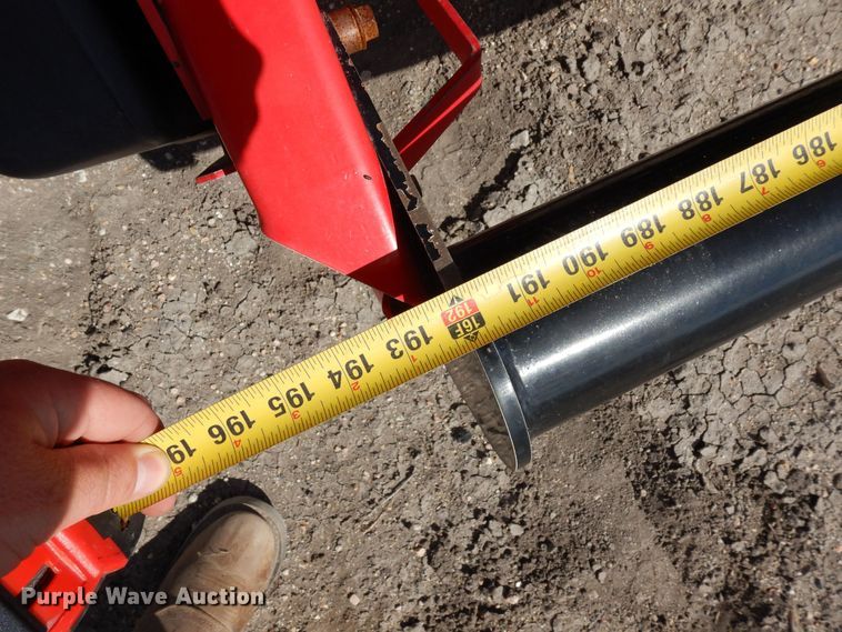 image for item DR1256 2016 Massey Ferguson WR9840  windrower