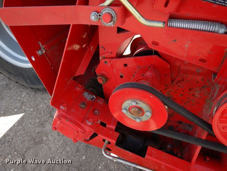 image for item DR1256 2016 Massey Ferguson WR9840  windrower
