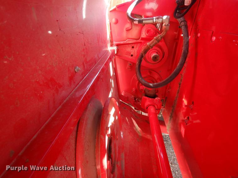 image for item DR1256 2016 Massey Ferguson WR9840  windrower