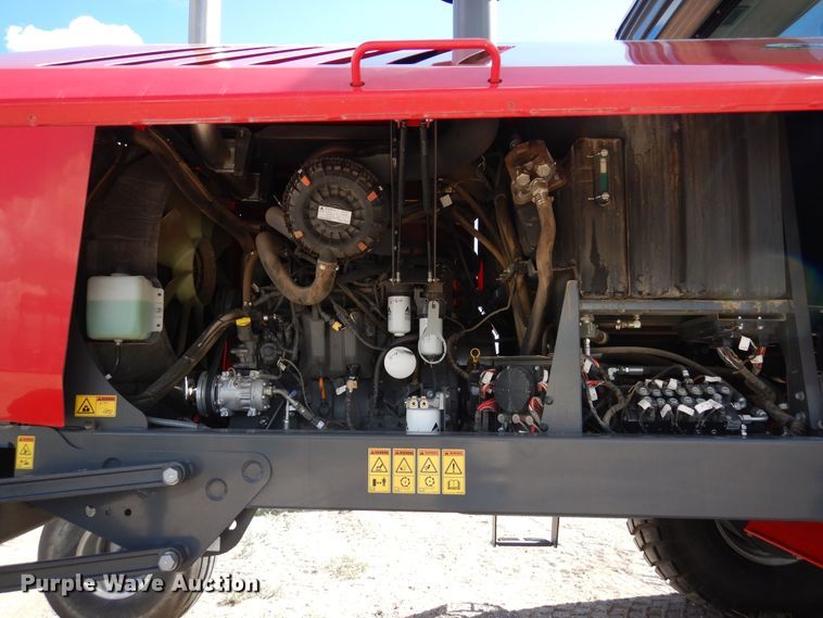 image for item DR1256 2016 Massey Ferguson WR9840  windrower