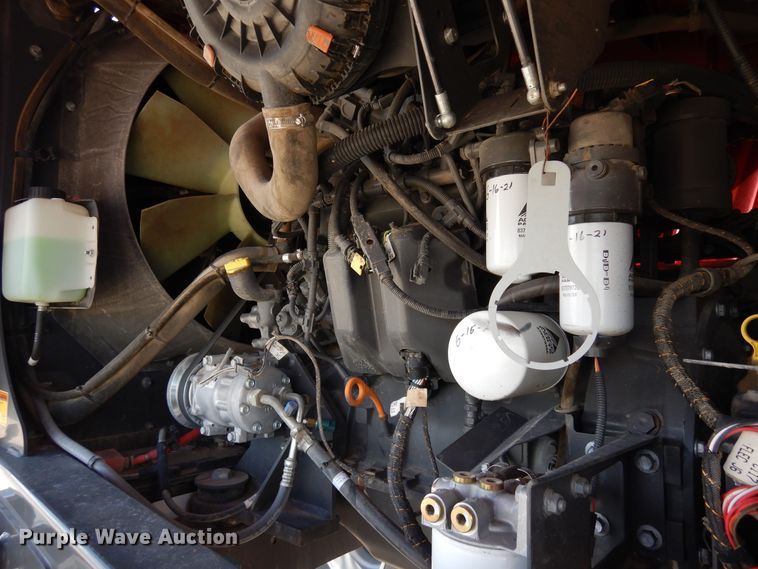 image for item DR1256 2016 Massey Ferguson WR9840  windrower