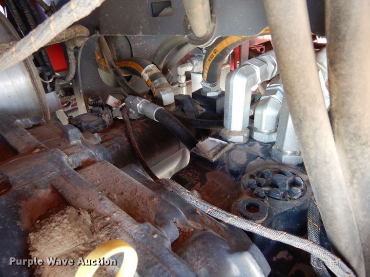 image for item DR1256 2016 Massey Ferguson WR9840  windrower