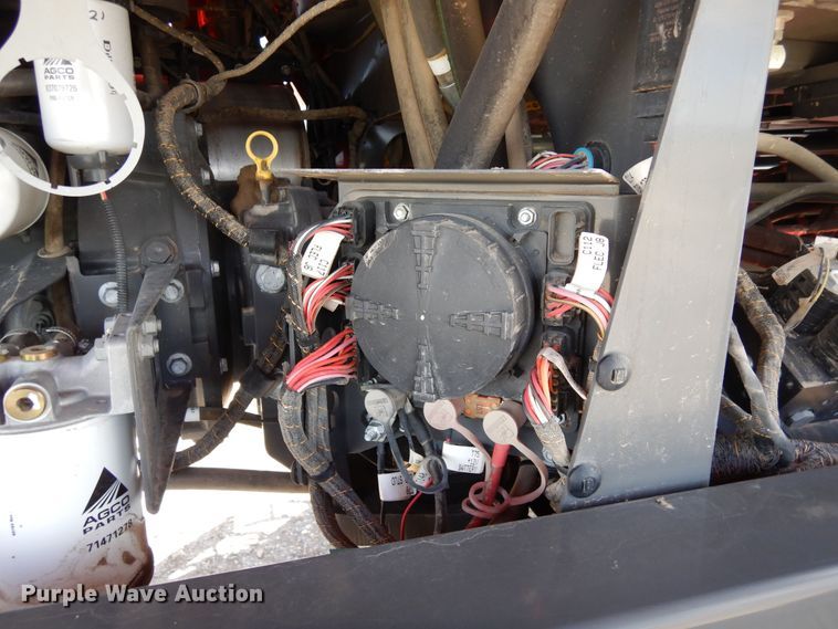 image for item DR1256 2016 Massey Ferguson WR9840  windrower