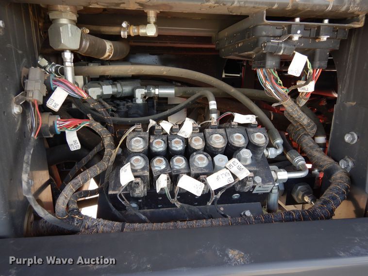 image for item DR1256 2016 Massey Ferguson WR9840  windrower