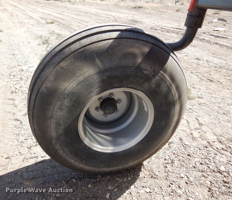 image for item DR1256 2016 Massey Ferguson WR9840  windrower