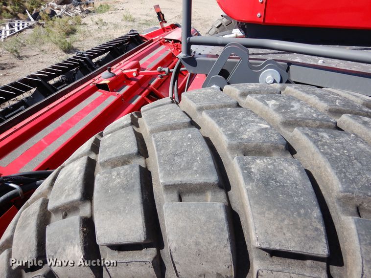 image for item DR1256 2016 Massey Ferguson WR9840  windrower