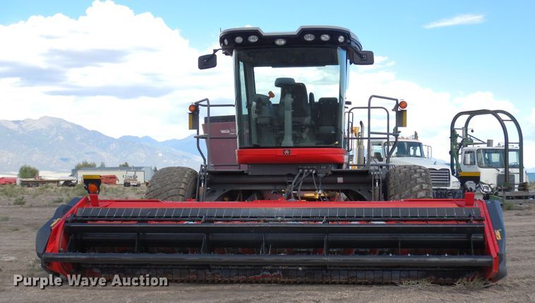 image for item DR1257 2016 Massey Ferguson WR9840  windrower