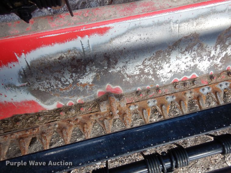 image for item DR1257 2016 Massey Ferguson WR9840  windrower