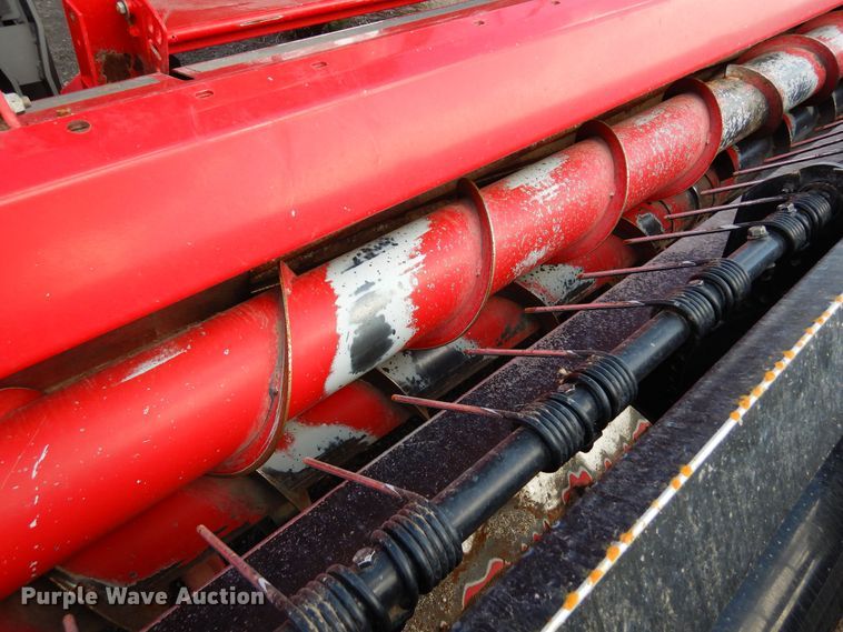 image for item DR1257 2016 Massey Ferguson WR9840  windrower