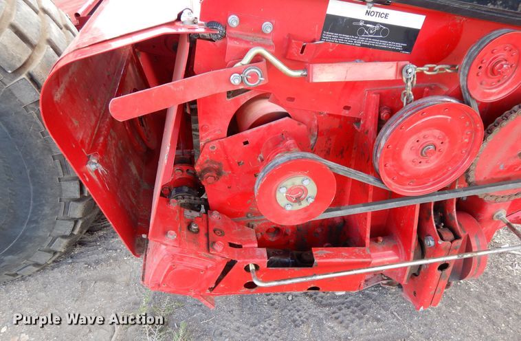 image for item DR1257 2016 Massey Ferguson WR9840  windrower