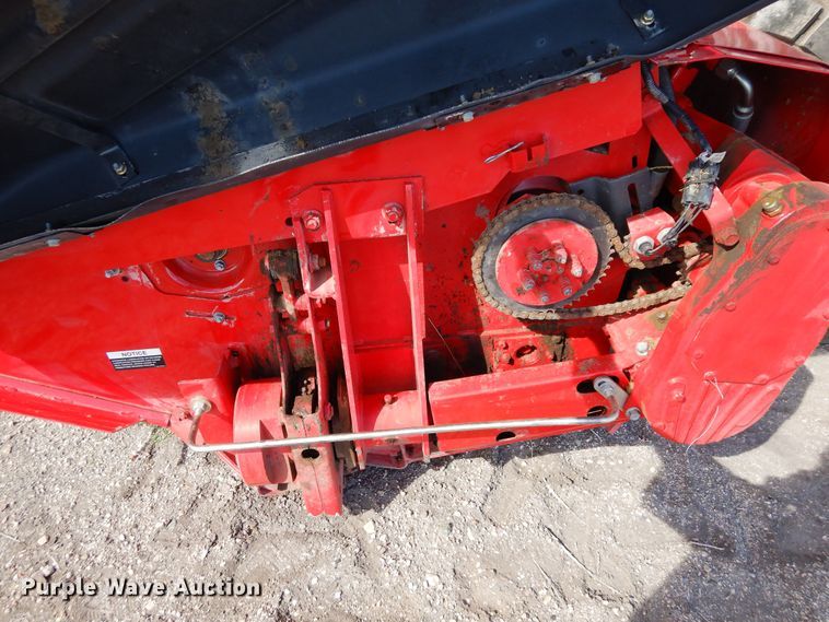 image for item DR1257 2016 Massey Ferguson WR9840  windrower