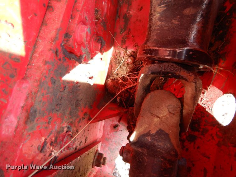 image for item DR1257 2016 Massey Ferguson WR9840  windrower