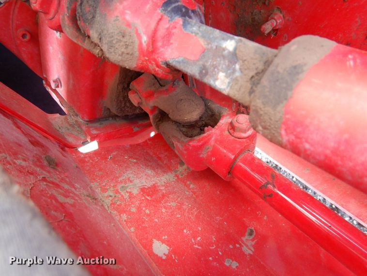 image for item DR1257 2016 Massey Ferguson WR9840  windrower