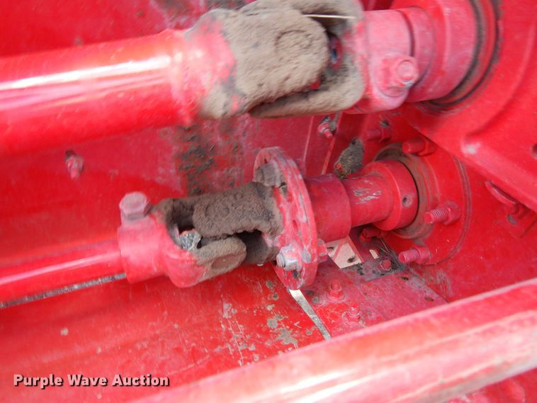 image for item DR1257 2016 Massey Ferguson WR9840  windrower