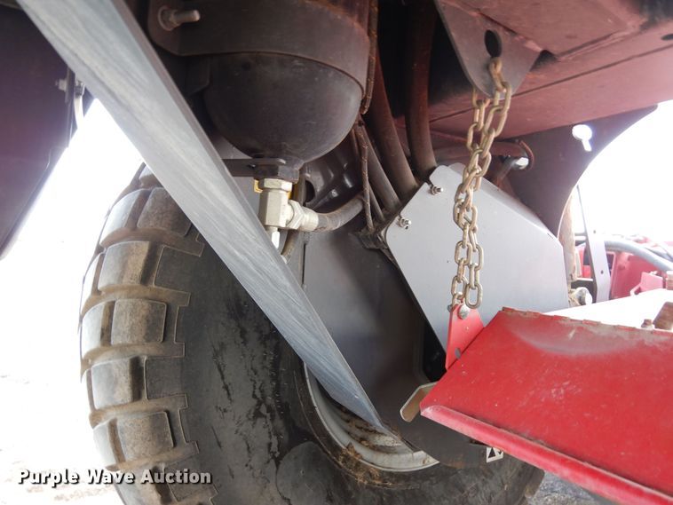 image for item DR1257 2016 Massey Ferguson WR9840  windrower