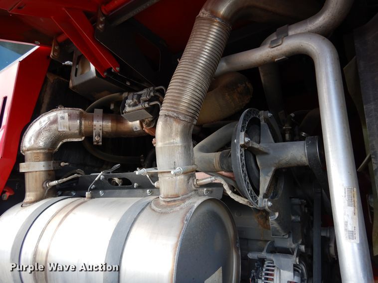 image for item DR1257 2016 Massey Ferguson WR9840  windrower