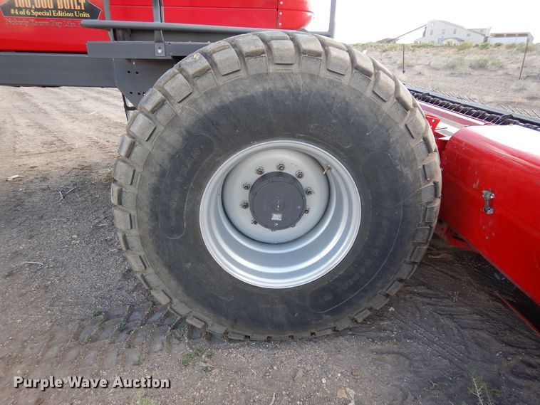 image for item DR1257 2016 Massey Ferguson WR9840  windrower